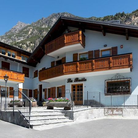 Italianway - Belvedere 28 - Genziana Premadio Bagian luar foto