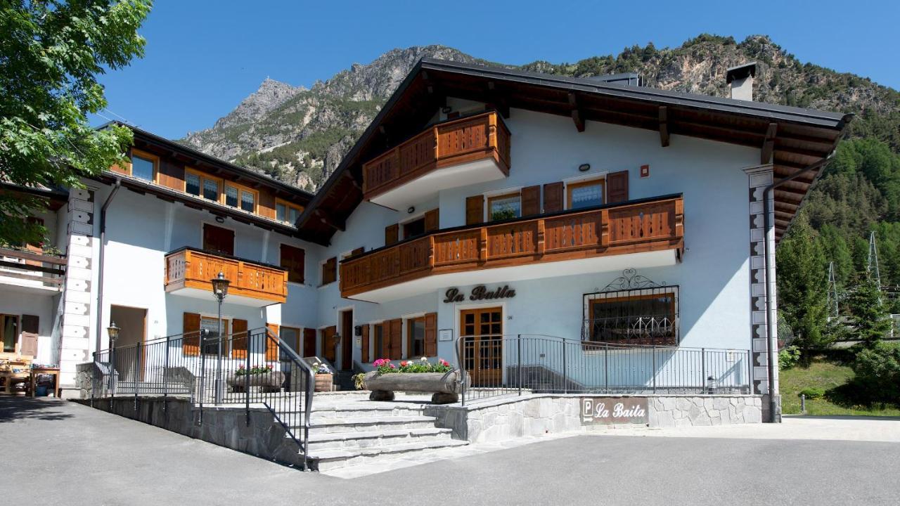 Italianway - Belvedere 28 - Genziana Premadio Bagian luar foto